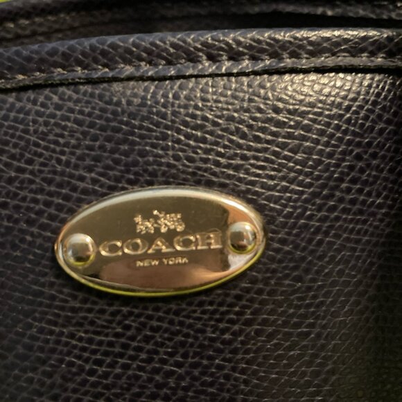 NWOT Coach Dark Navy Margot Cross grain Leather Carryall - Picture 3 of 6